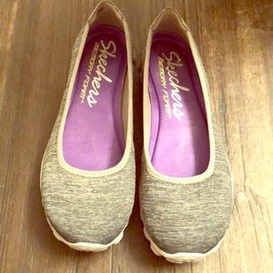 Sketchers Memory foam slip on